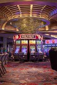 Ilustrasi hiburan sports dan live casino dalam suasana santai di Indonesia